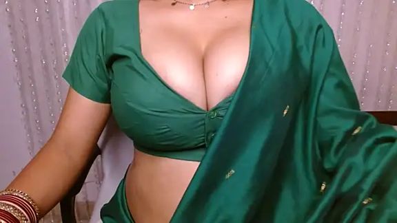 Naughty_nikkii