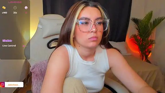 dakottaa_