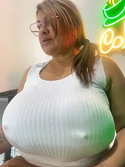 AlexxiaaMat