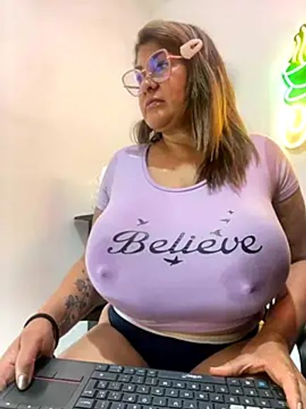 AlexxiaaMat