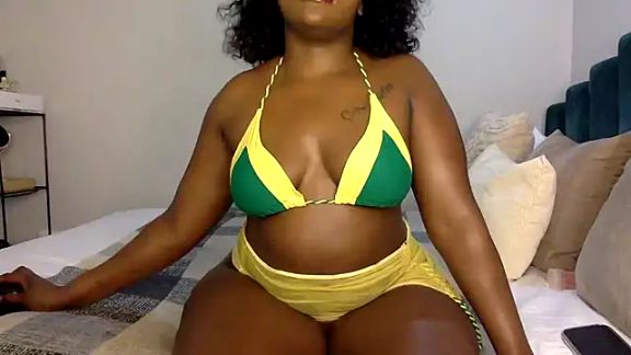 Bootylexy22