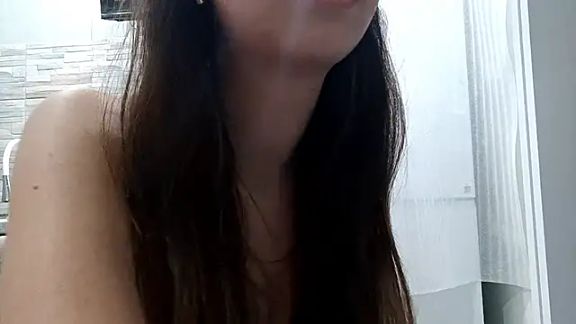 ElsaFrozenGirl