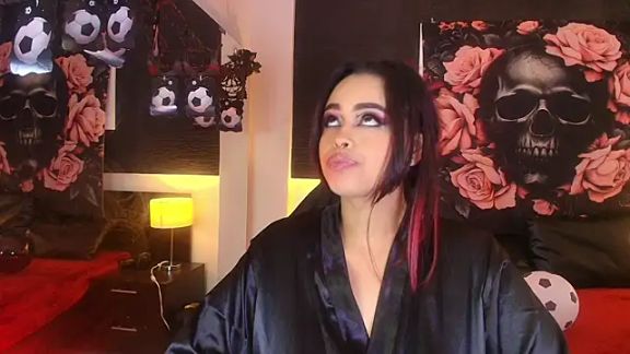 EvaaFoxxy1