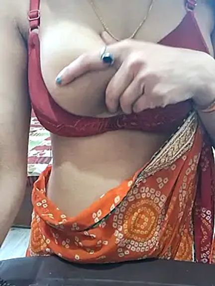 priya_sharma02