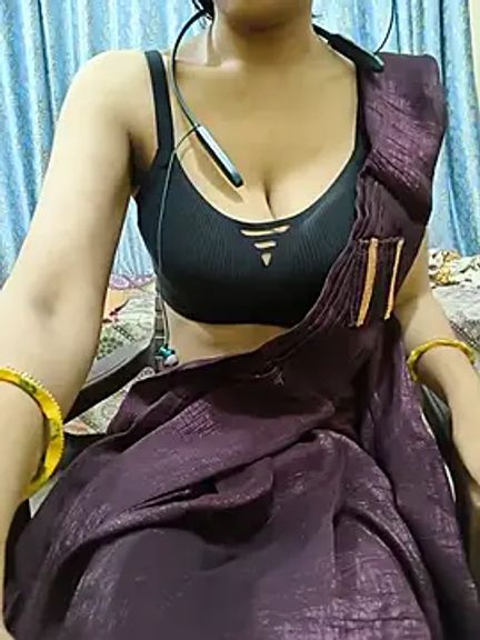 Radhika_gupta9