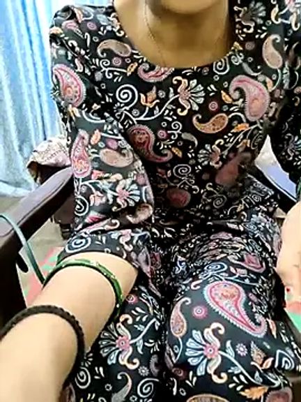 Radhika_gupta9