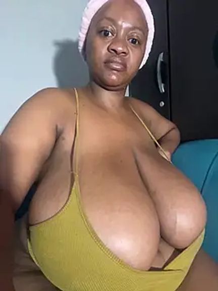Chubbykarisma27