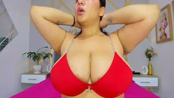 Caroliine_Torres