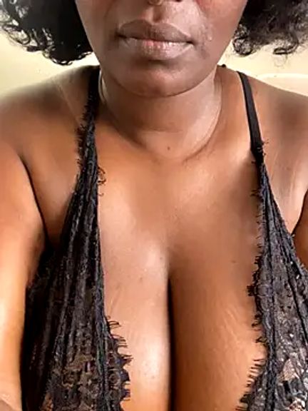 Naughty-sonia2