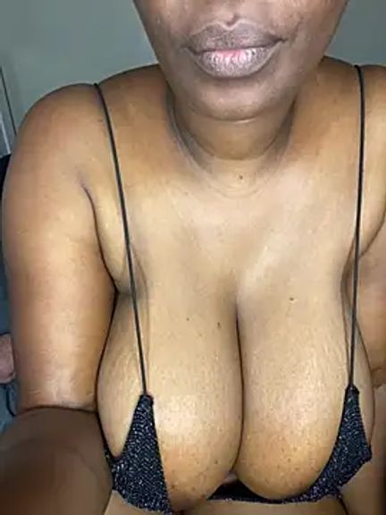 Naughty-sonia2