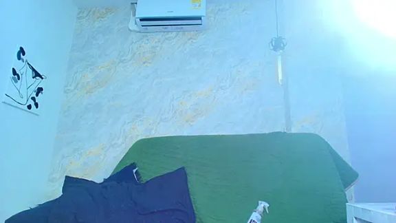 Mia_candy_0