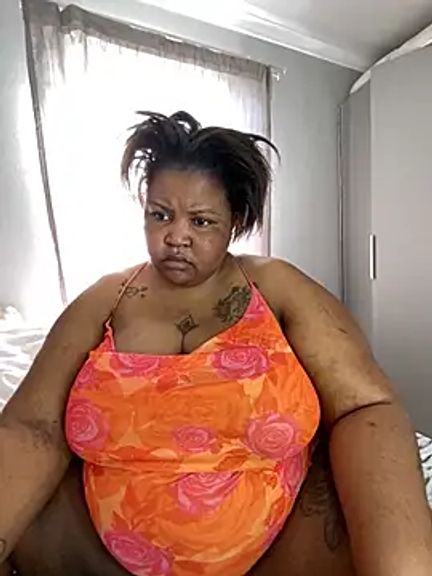 MissLola27