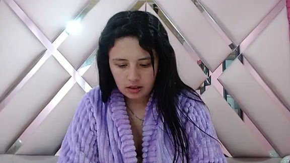 nathaly_low1