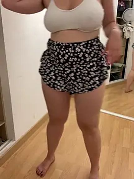 Chloe-taa