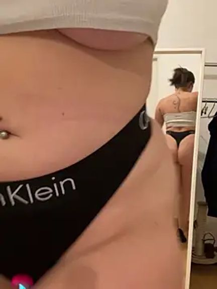 Chloe-taa