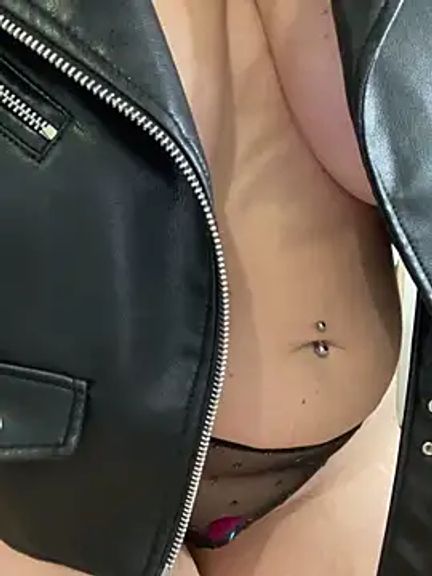 Chloe-taa