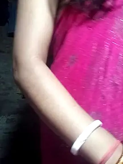 Hot-Riya001