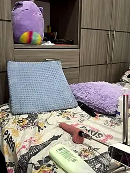Mia_sweet80