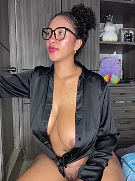 Mia_sweet80