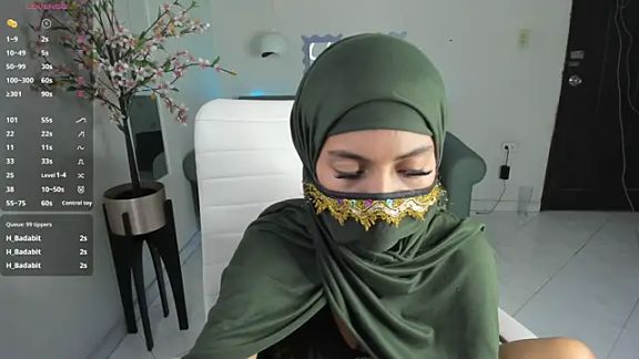 leila_whisper