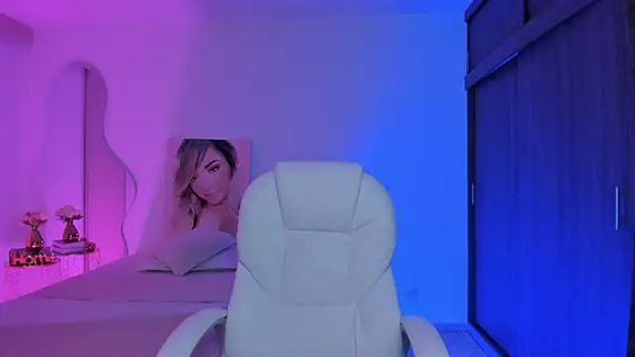 Chloe_Rain