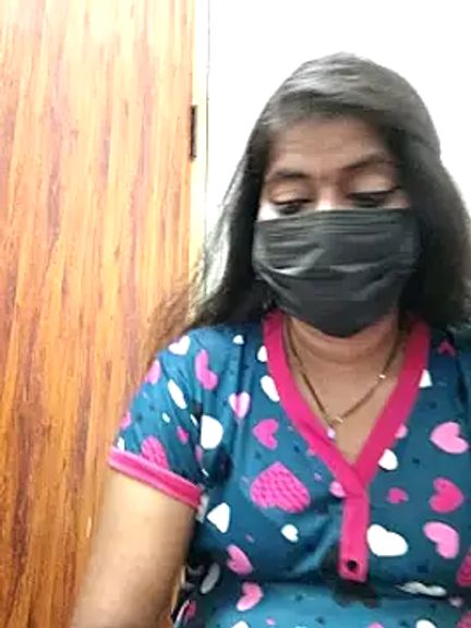 tamil_Sigappu_Roja