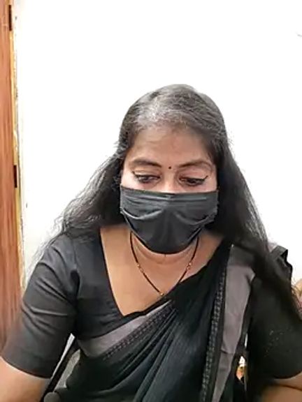 tamil_Sigappu_Roja