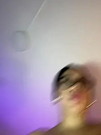 kiim_taaylor