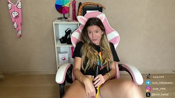 lucie_mehott