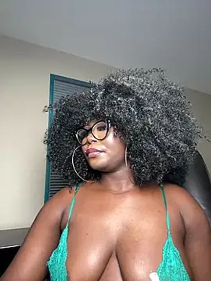 WomanNextdoor1