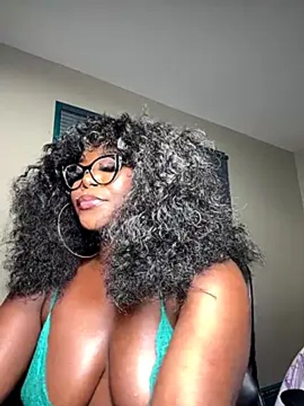 WomanNextdoor1