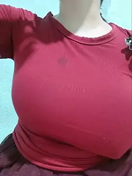 Shine_Mai