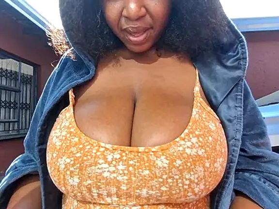 EbonyRose9