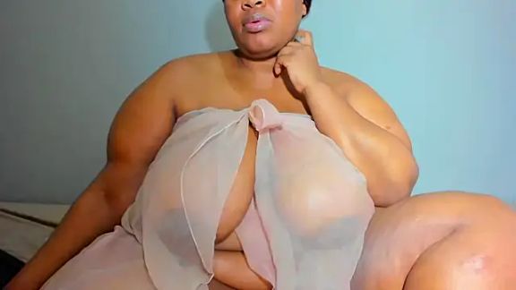 ThickLeeyanaX
