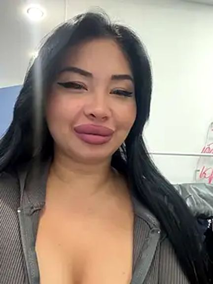 Mia_stepMOM