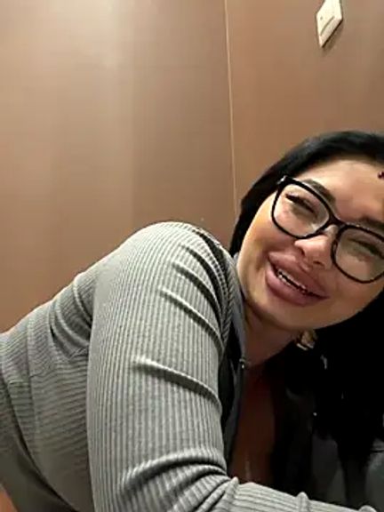 Mia_stepMOM