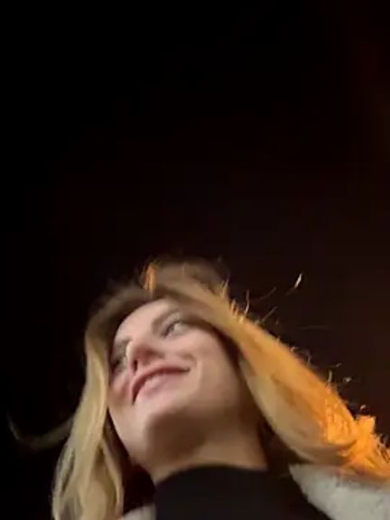 -AngelAri-