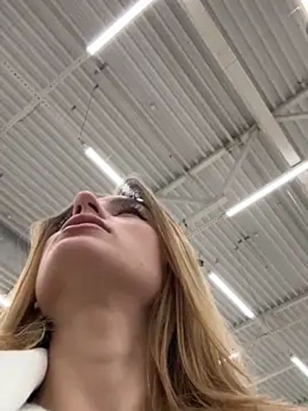 -AngelAri-
