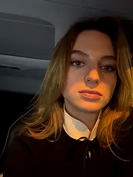 -AngelAri-