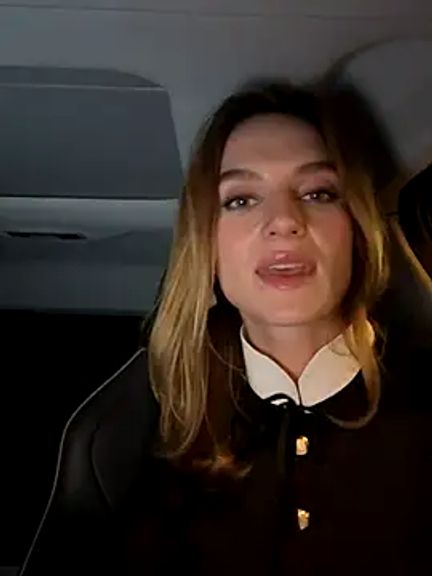 -AngelAri-
