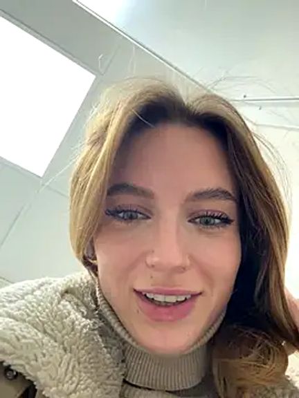-AngelAri-
