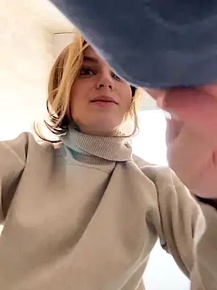 -AngelAri-