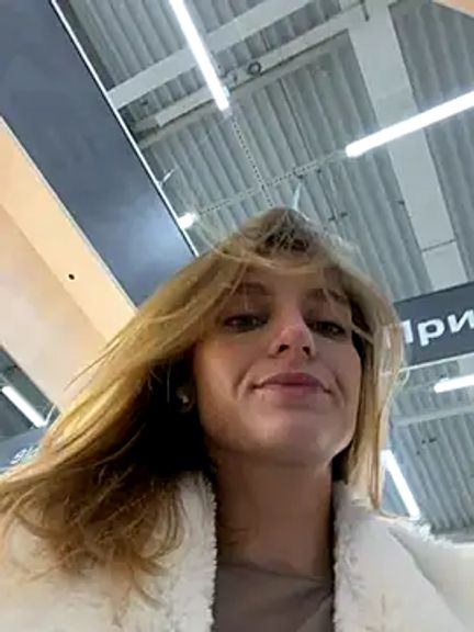 -AngelAri-