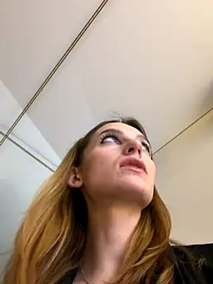 -AngelAri-