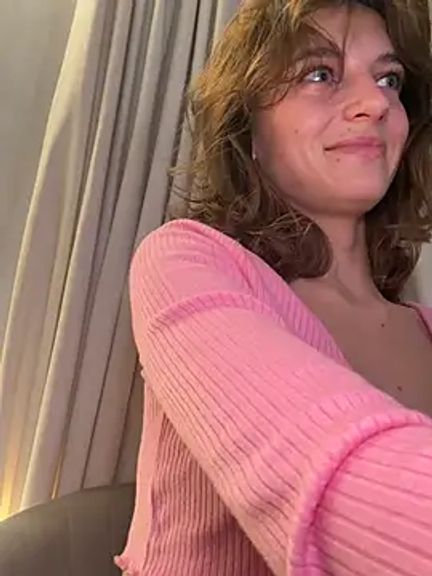 -AngelAri-