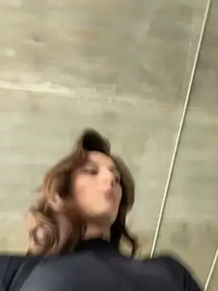 -AngelAri-