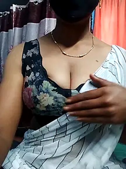 dhina79