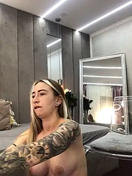 Reina_Cummings