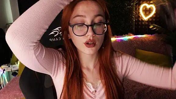 amber_wink