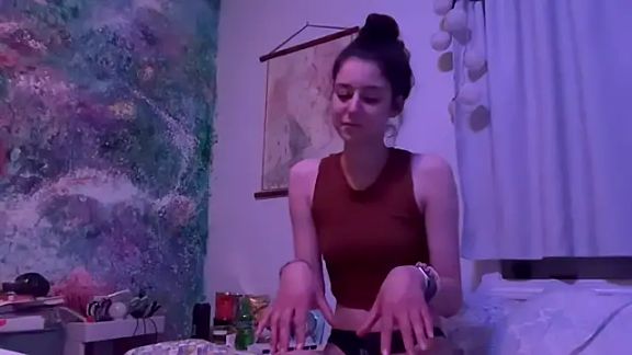 bbygrl2069